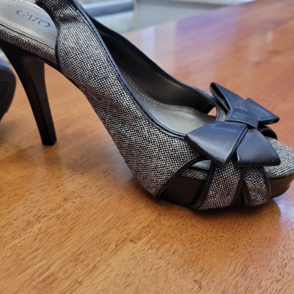Slingback Heals - Picture 3 of 3